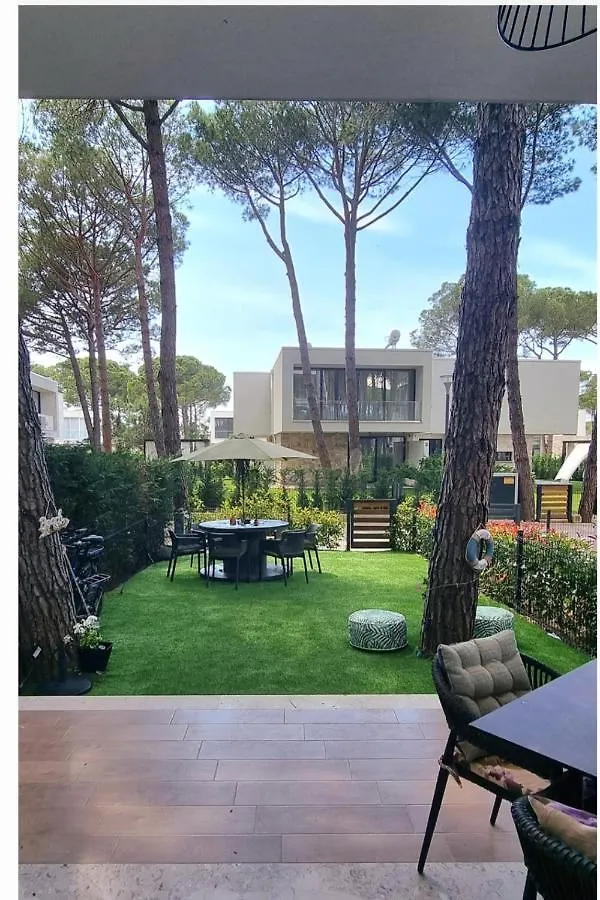 Апартаменты San Pietro Garden Apartment, Lalez, Дуррес