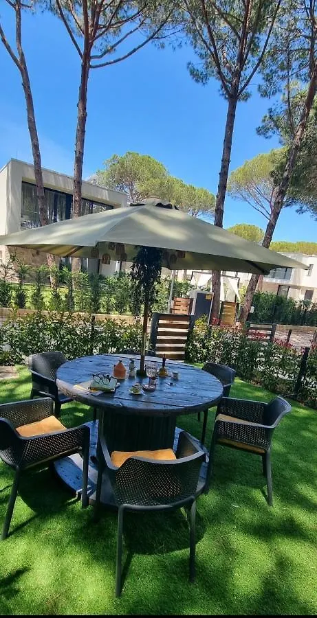 San Pietro Garden Apartment, Lalez, Дуррес